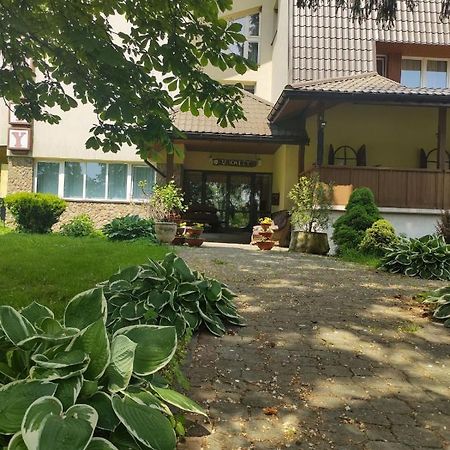 Zajazd U Kmity Postołów Exteriér fotografie